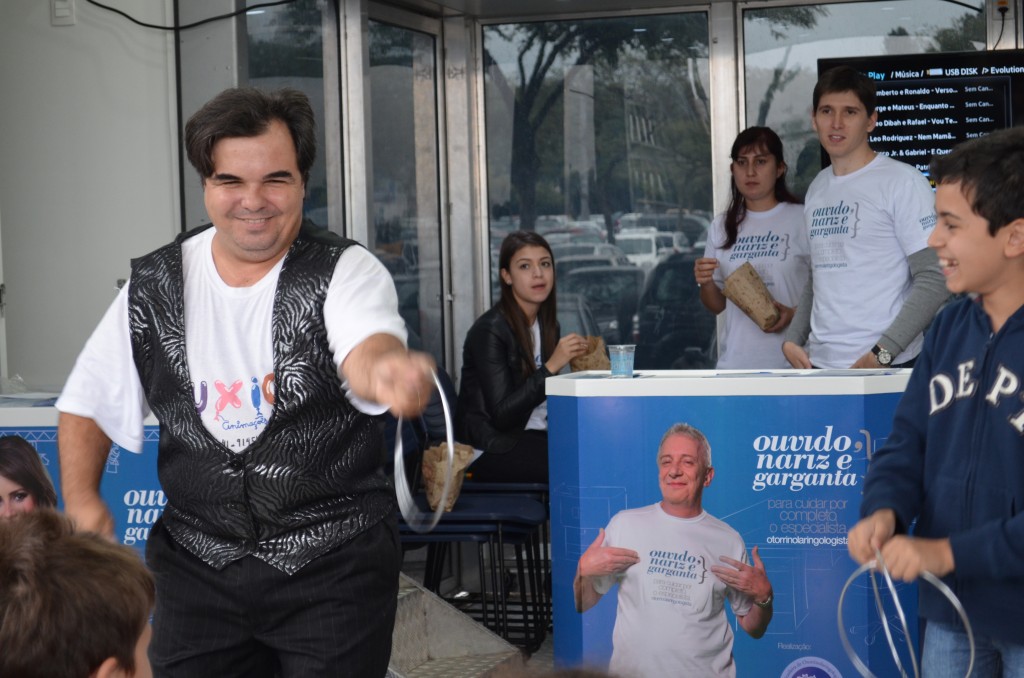 Campanha "Ouvido, Nariz e Garganta: cuide e viva melhor" Curitiba